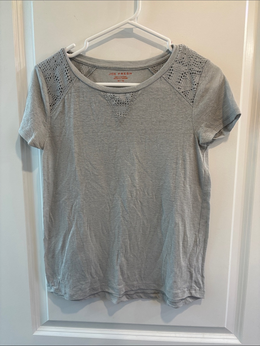 Joe Fresh Light Gray Crochet Shoulder Short Sleeve Tee
